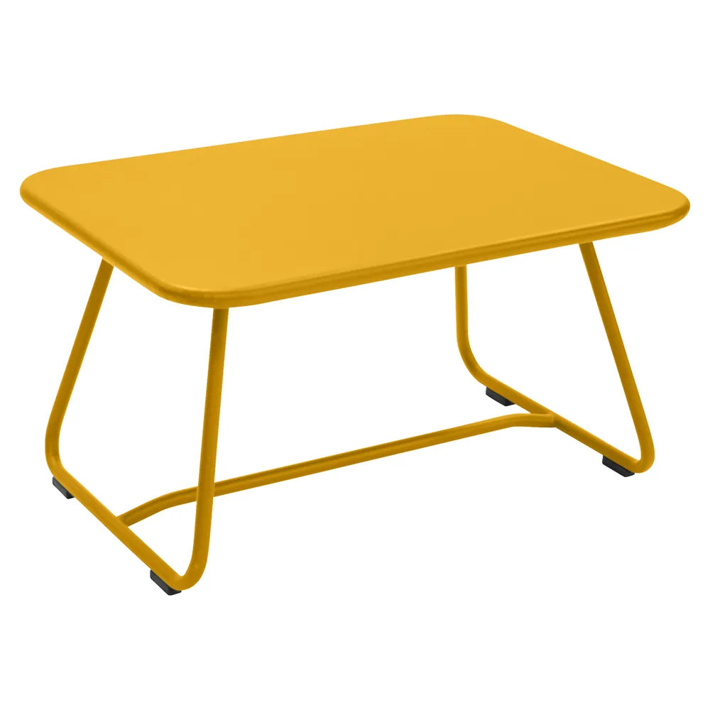 Fermob – Sixties – Table basse 76 x 55.5 cm – Miel