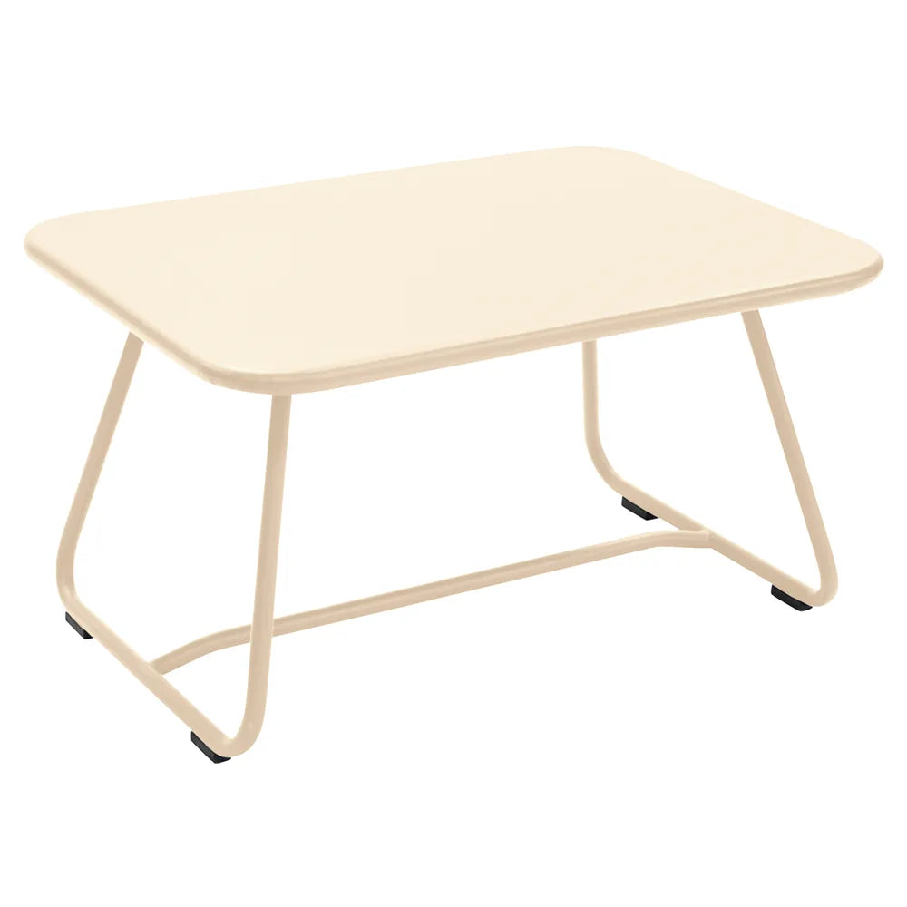 Fermob – Sixties – Table basse 76 x 55.5 cm – Beige latte