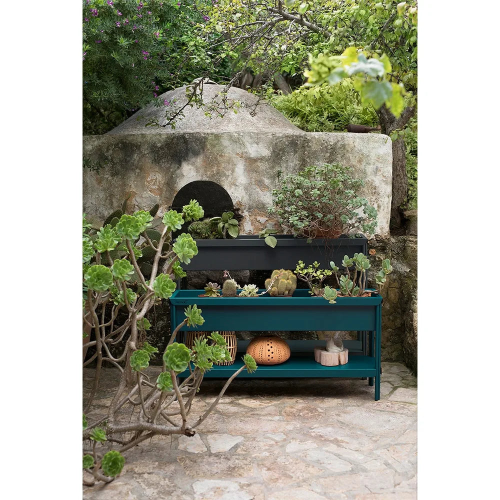 Fermob – Terrazza – Jardinière format moyen en situation